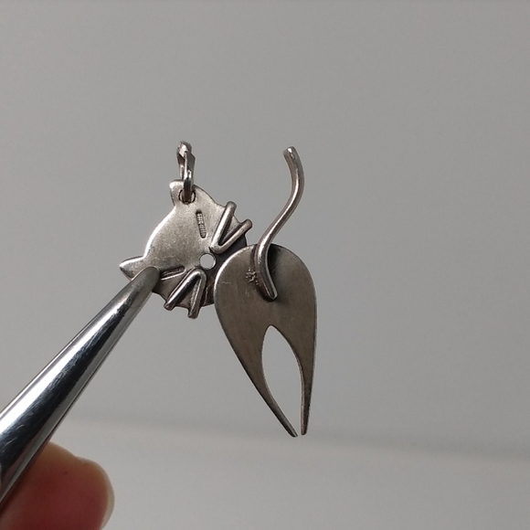 17.7g of 8 vintage sterling silver cat charms - Picture 6 of 8